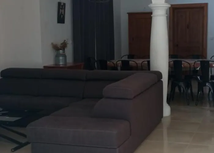 Bienvenue A L Hacienda Villa Magalas